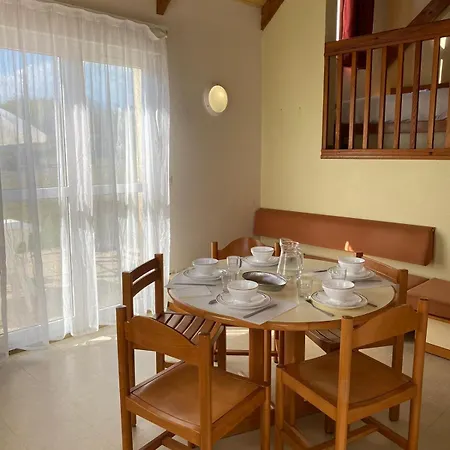 Vvf Les Glenan Tatil parkı *